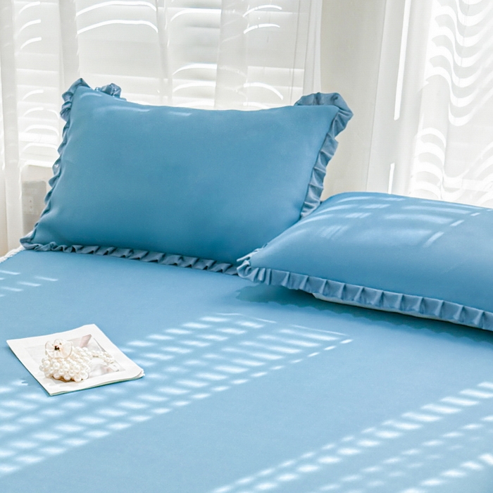 91家纺网 家纺一手货源 找家纺 LIFE.丽芙 2025春夏新款独家研发太空层凉感冰丝双层荷叶边枕头套 宾利蓝