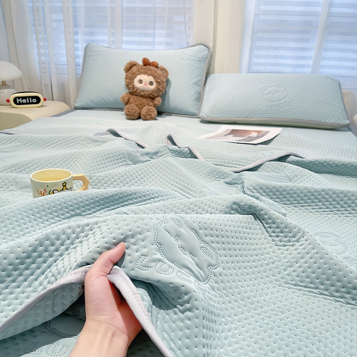 91家纺网 家纺一手货源 找家纺 美梦里 2025春夏新款A类云母凉感夏被夏凉被空调被--幸运多 幸运多-天蓝