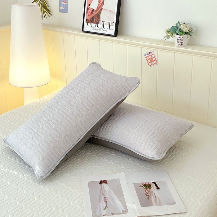 91家纺网 家纺一手货源 找家纺 雨彤家纺 2025年新款A类凉感丝乳胶单人枕套 肌理纹-灰