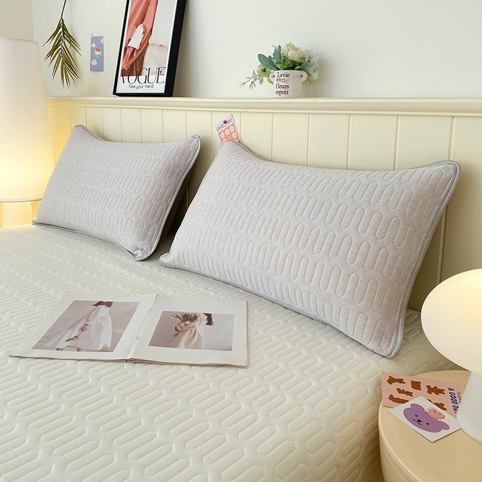 91家纺网 家纺一手货源 找家纺 雨彤家纺 2025年新款A类凉感丝乳胶单人枕套 肌理纹-灰