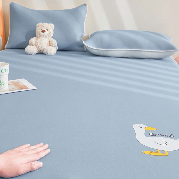 91家纺网 家纺一手货源 找家纺 LIFE.丽芙 2025春夏新款独家研发太空层凉感冰丝枕头套素色包边款 宾利蓝