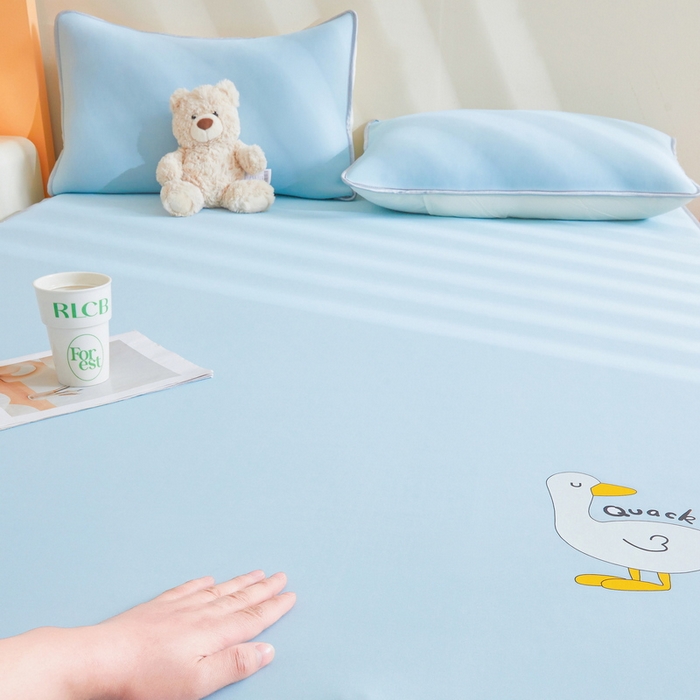 91家纺网 家纺一手货源 找家纺 LIFE.丽芙 2025春夏新款独家研发太空层凉感冰丝枕头套素色包边款 浅兰