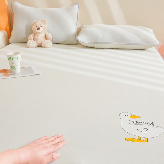 91家纺网 家纺一手货源 找家纺 LIFE.丽芙 2025春夏新款独家研发太空层凉感冰丝枕头套素色包边款 奶昔黄