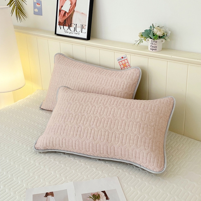 雨彤家纺 2025年新款A类凉感丝乳胶单人枕套 肌理纹-咖