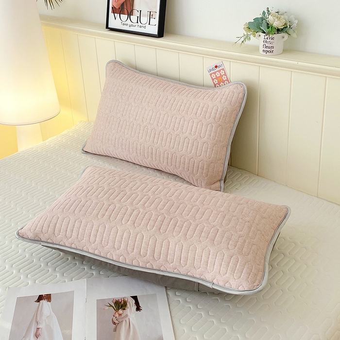 91家纺网 家纺一手货源 找家纺 雨彤家纺 2025年新款A类凉感丝乳胶单人枕套 肌理纹-咖