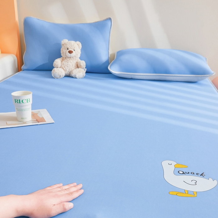 91家纺网 家纺一手货源 找家纺 LIFE.丽芙 2025春夏新款独家研发太空层凉感冰丝枕头套素色包边款 冰蓝