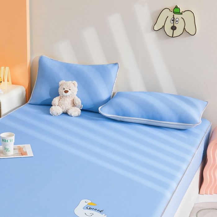 91家纺网 家纺一手货源 找家纺 LIFE.丽芙 2025春夏新款独家研发太空层凉感冰丝枕头套素色包边款 冰蓝