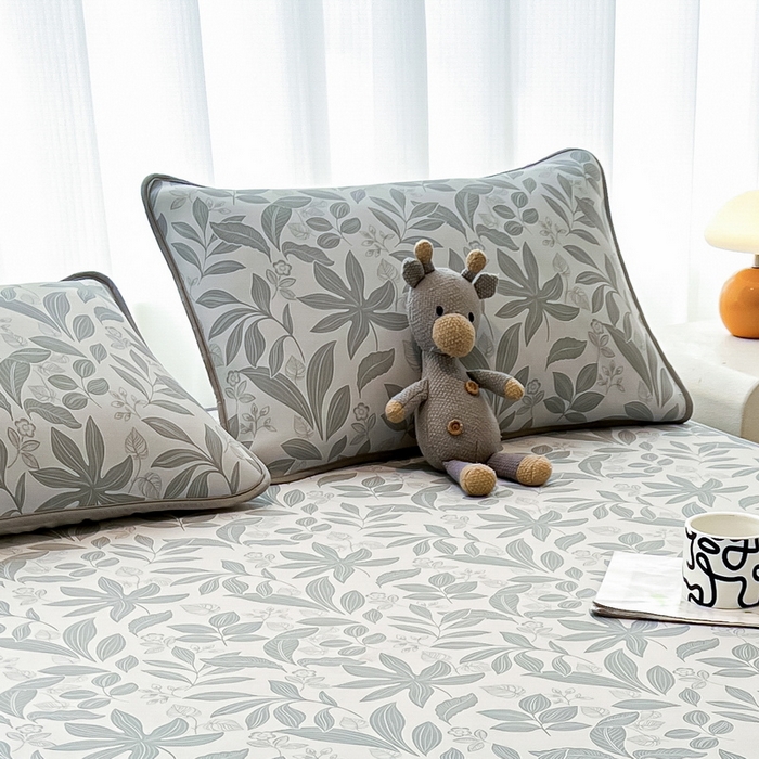 91家纺网 家纺一手货源 找家纺 LIFE.丽芙 2025春夏新款独家研发太空层凉感冰丝枕头套印花包边款 绿茵