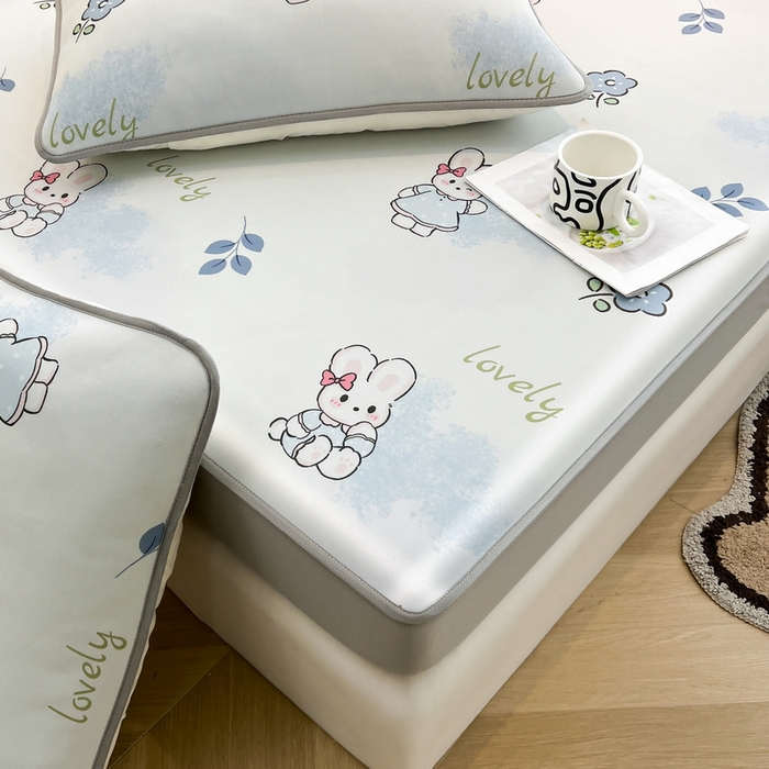 91家纺网 家纺一手货源 找家纺 LIFE.丽芙 2025春夏新款独家研发太空层凉感冰丝枕头套印花包边款 安妮兔