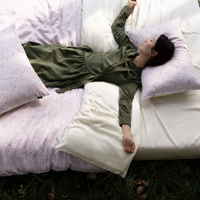 91家纺网 家纺一手货源 找家纺 禾时 2025新款60S兰精天丝数码印花四件套进口莱赛尔床品四件套-慕沙 慕沙-粉