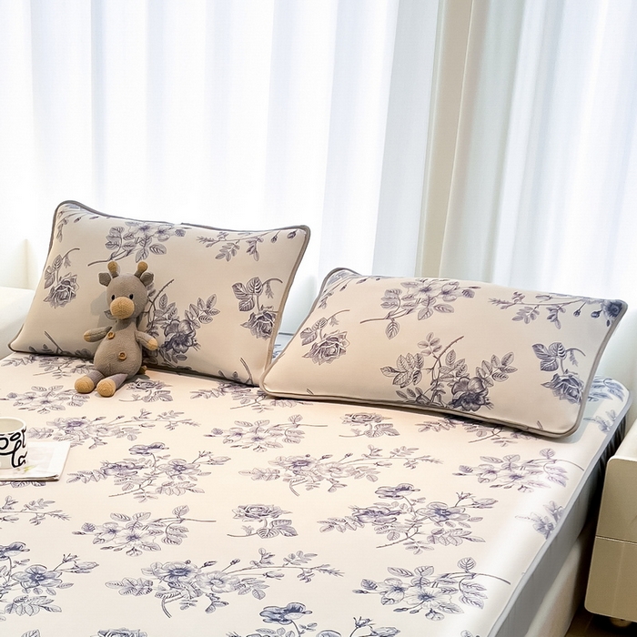 91家纺网 家纺一手货源 找家纺 LIFE.丽芙 2025春夏新款独家研发太空层凉感冰丝枕头套印花包边款 赫本