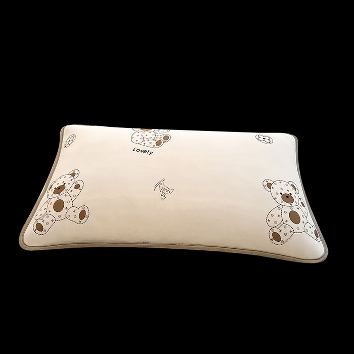 91家纺网 家纺一手货源 找家纺 LIFE.丽芙 2025春夏新款独家研发太空层凉感冰丝枕头套印花包边款 可可熊