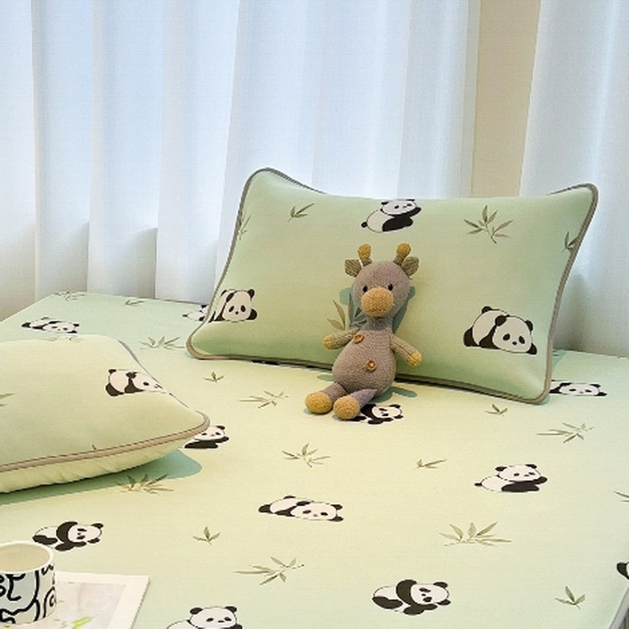 91家纺网 家纺一手货源 找家纺 LIFE.丽芙 2025春夏新款独家研发太空层凉感冰丝枕头套印花包边款 小熊猫