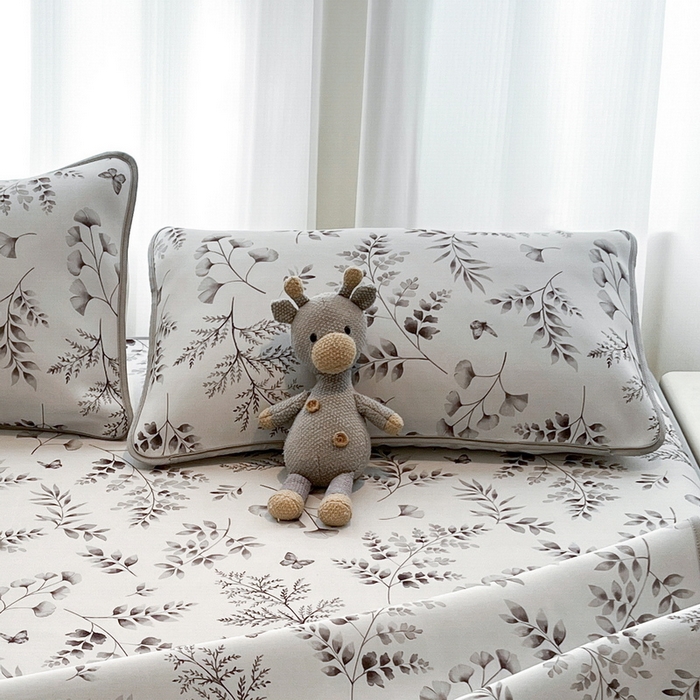 91家纺网 家纺一手货源 找家纺 LIFE.丽芙 2025春夏新款独家研发太空层凉感冰丝枕头套印花包边款 水墨叶