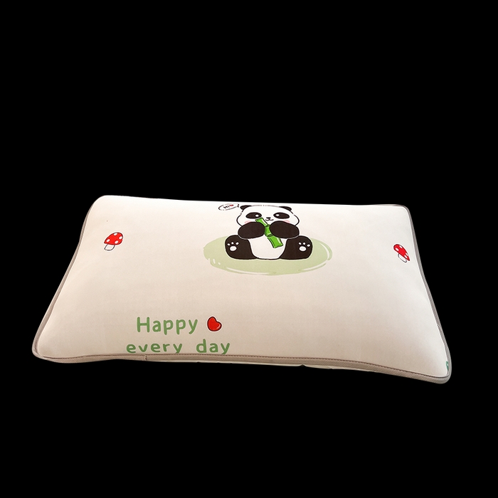 91家纺网 家纺一手货源 找家纺 LIFE.丽芙 2025春夏新款独家研发太空层凉感冰丝枕头套印花包边款 幸运熊猫