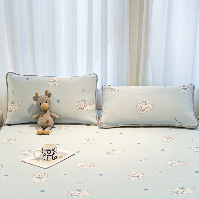 91家纺网 家纺一手货源 找家纺 LIFE.丽芙 2025春夏新款独家研发太空层凉感冰丝枕头套印花包边款 小奶狗