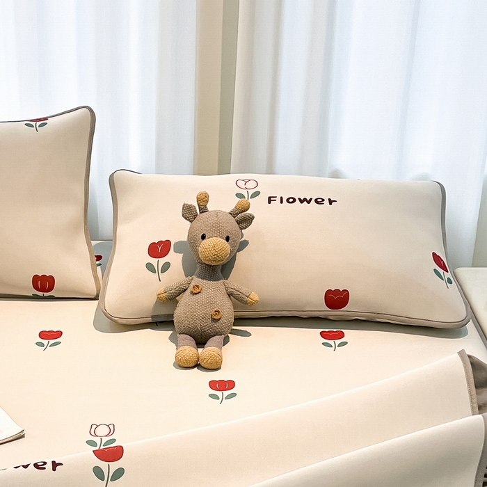 91家纺网 家纺一手货源 找家纺 LIFE.丽芙 2025春夏新款独家研发太空层凉感冰丝枕头套印花包边款 花语