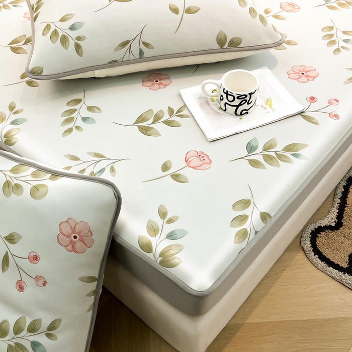 91家纺网 家纺一手货源 找家纺 LIFE.丽芙 2025春夏新款独家研发太空层凉感冰丝枕头套印花包边款 莫妮卡