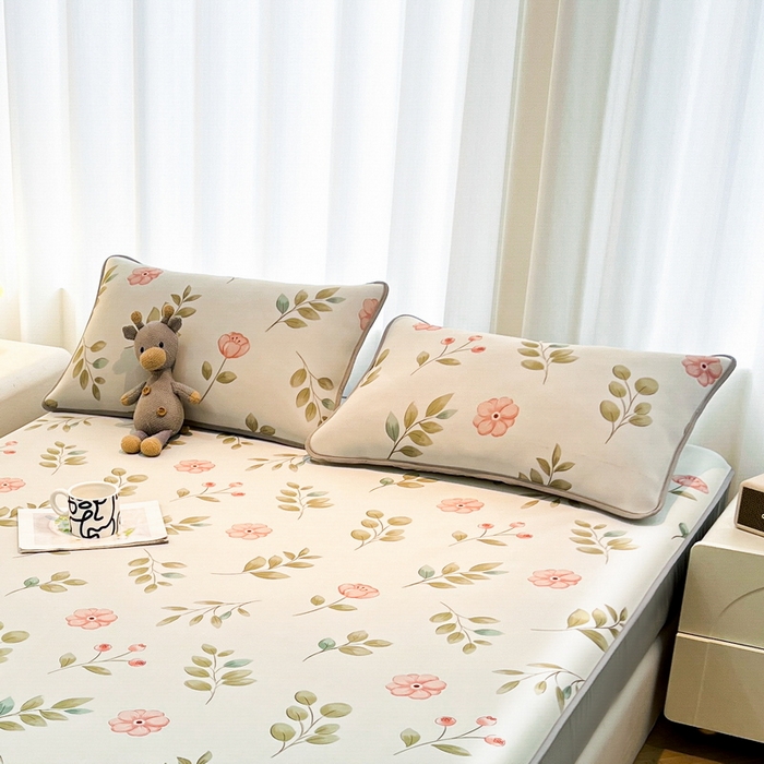 91家纺网 家纺一手货源 找家纺 LIFE.丽芙 2025春夏新款独家研发太空层凉感冰丝枕头套印花包边款 莫妮卡