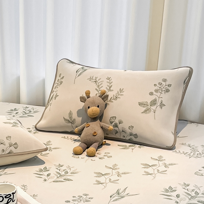 91家纺网 家纺一手货源 找家纺 LIFE.丽芙 2025春夏新款独家研发太空层凉感冰丝枕头套印花包边款 安禾