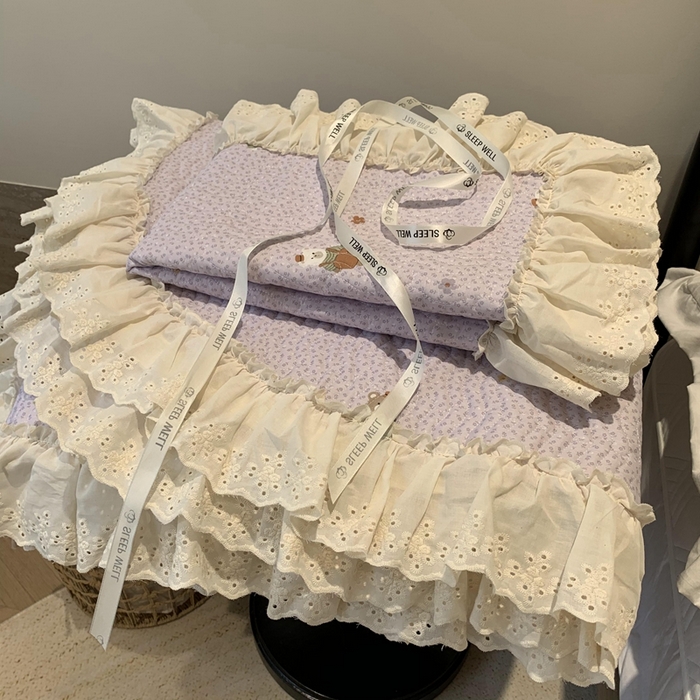 91家纺网 家纺一手货源 找家纺 莱豫家纺 2025春夏新款纯棉全棉花边款床盖三件套 呆呆熊