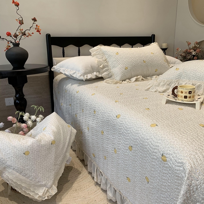 91家纺网 家纺一手货源 找家纺 莱豫家纺 2025春夏新款纯棉全棉花边款床盖三件套 柠檬