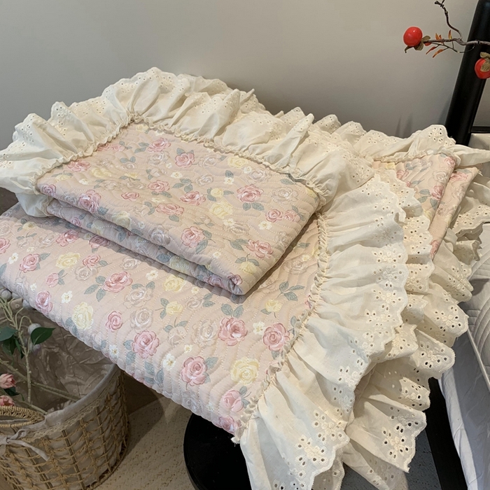 91家纺网 家纺一手货源 找家纺 莱豫家纺 2025春夏新款纯棉全棉花边款床盖三件套 蔷薇