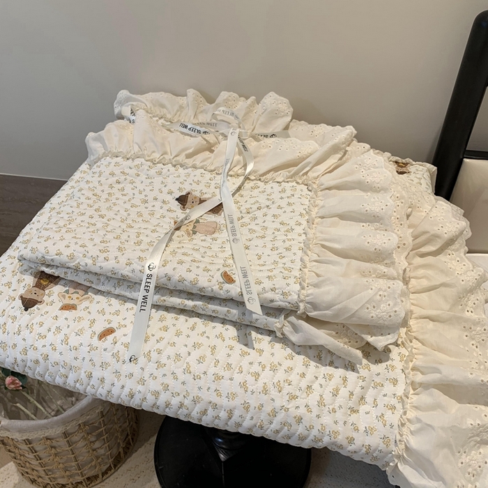 91家纺网 家纺一手货源 找家纺 莱豫家纺 2025春夏新款纯棉全棉花边款床盖三件套 西瓜兔