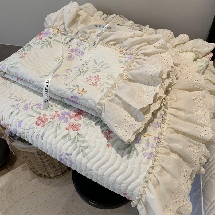 91家纺网 家纺一手货源 找家纺 莱豫家纺 2025春夏新款纯棉全棉花边款床盖三件套 夏之语