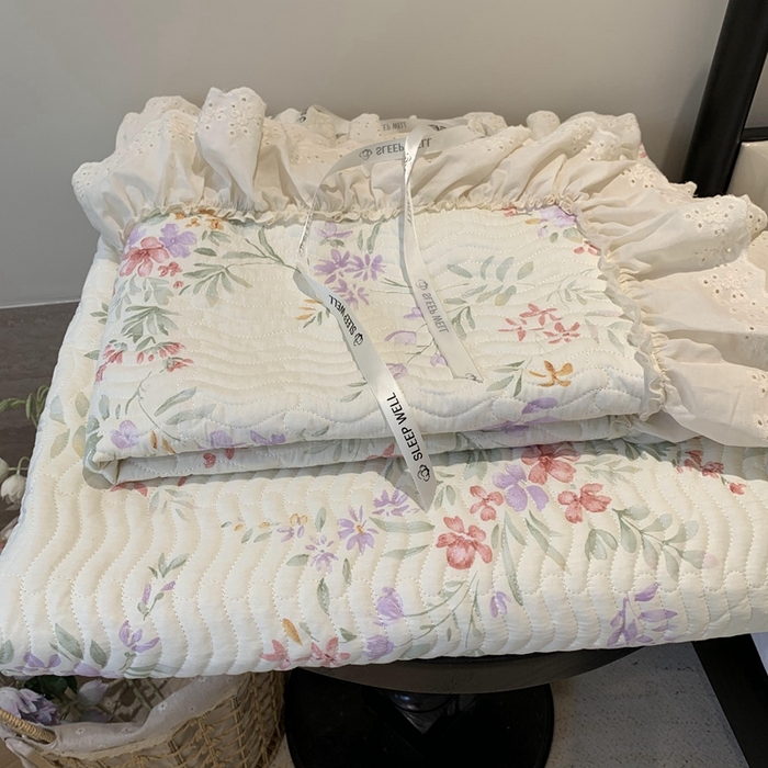 91家纺网 家纺一手货源 找家纺 莱豫家纺 2025春夏新款纯棉全棉花边款床盖三件套 夏之语