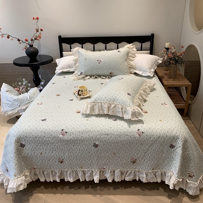 莱豫家纺 2025春夏新款纯棉全棉花边款床盖三件套 小花熊