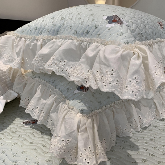 91家纺网 家纺一手货源 找家纺 莱豫家纺 2025春夏新款纯棉全棉花边款床盖三件套 小花熊