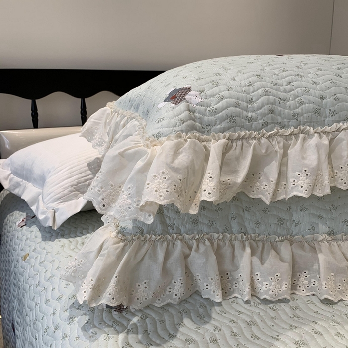 91家纺网 家纺一手货源 找家纺 莱豫家纺 2025春夏新款纯棉全棉花边款床盖三件套 小花熊