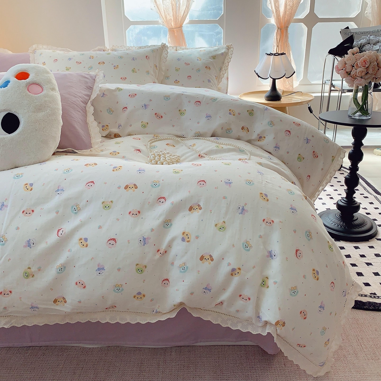 91家纺网 家纺一手货源 找家纺 莱豫家纺 2025春夏新款双层纱花边四件套 涂鸦乐园