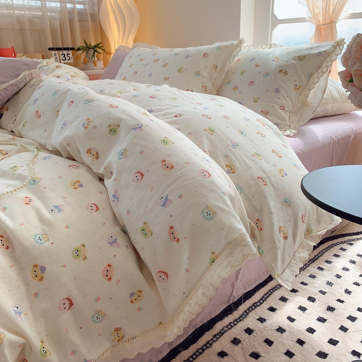 91家纺网 家纺一手货源 找家纺 莱豫家纺 2025春夏新款双层纱花边四件套 涂鸦乐园