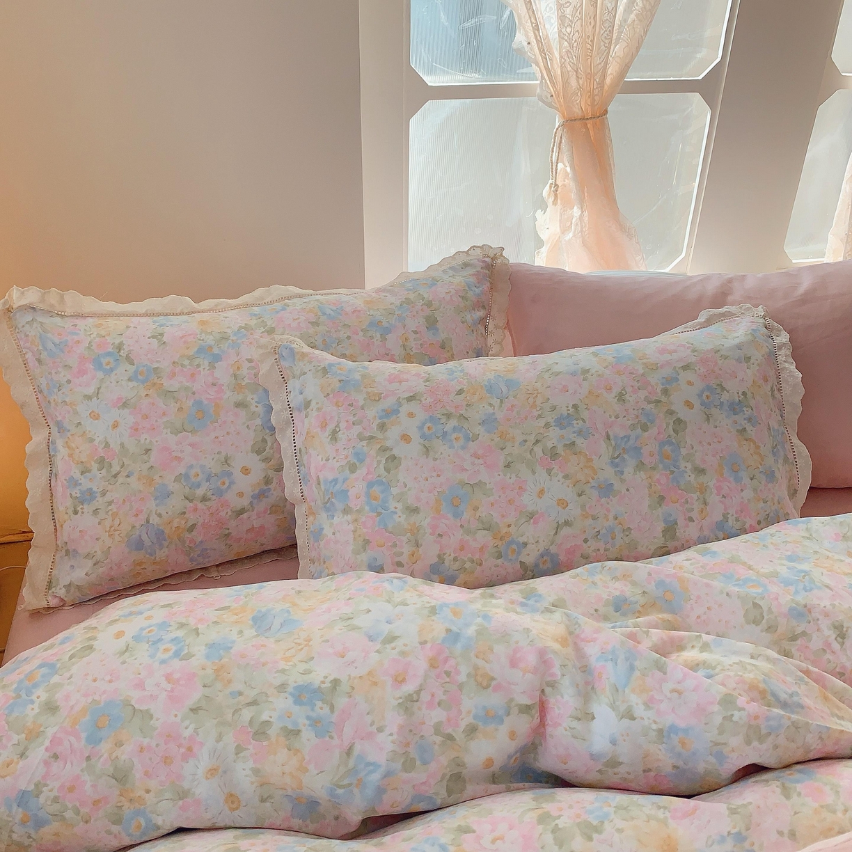 91家纺网 家纺一手货源 找家纺 莱豫家纺 2025春夏新款双层纱花边四件套 花香魅影