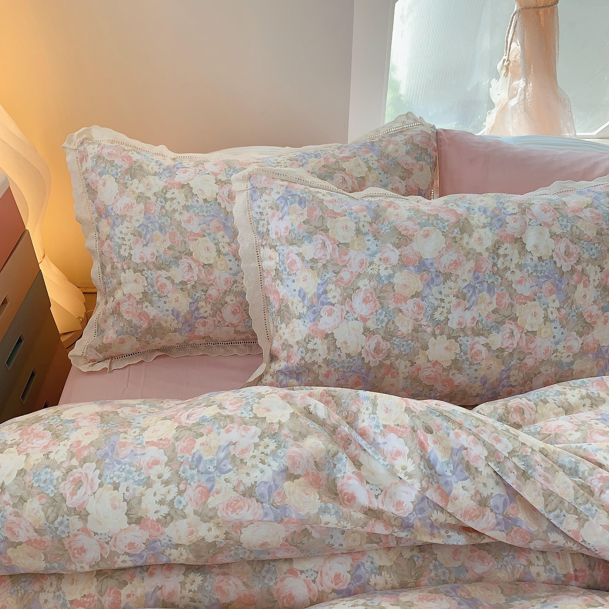 91家纺网 家纺一手货源 找家纺 莱豫家纺 2025春夏新款双层纱花边四件套 暖阳绿意