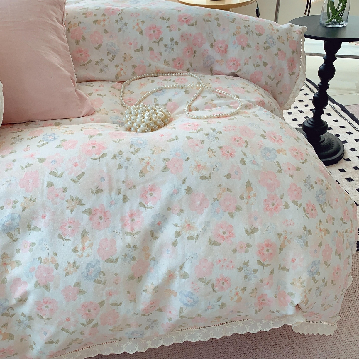 91家纺网 家纺一手货源 找家纺 莱豫家纺 2025春夏新款双层纱花边四件套 阳光花朵