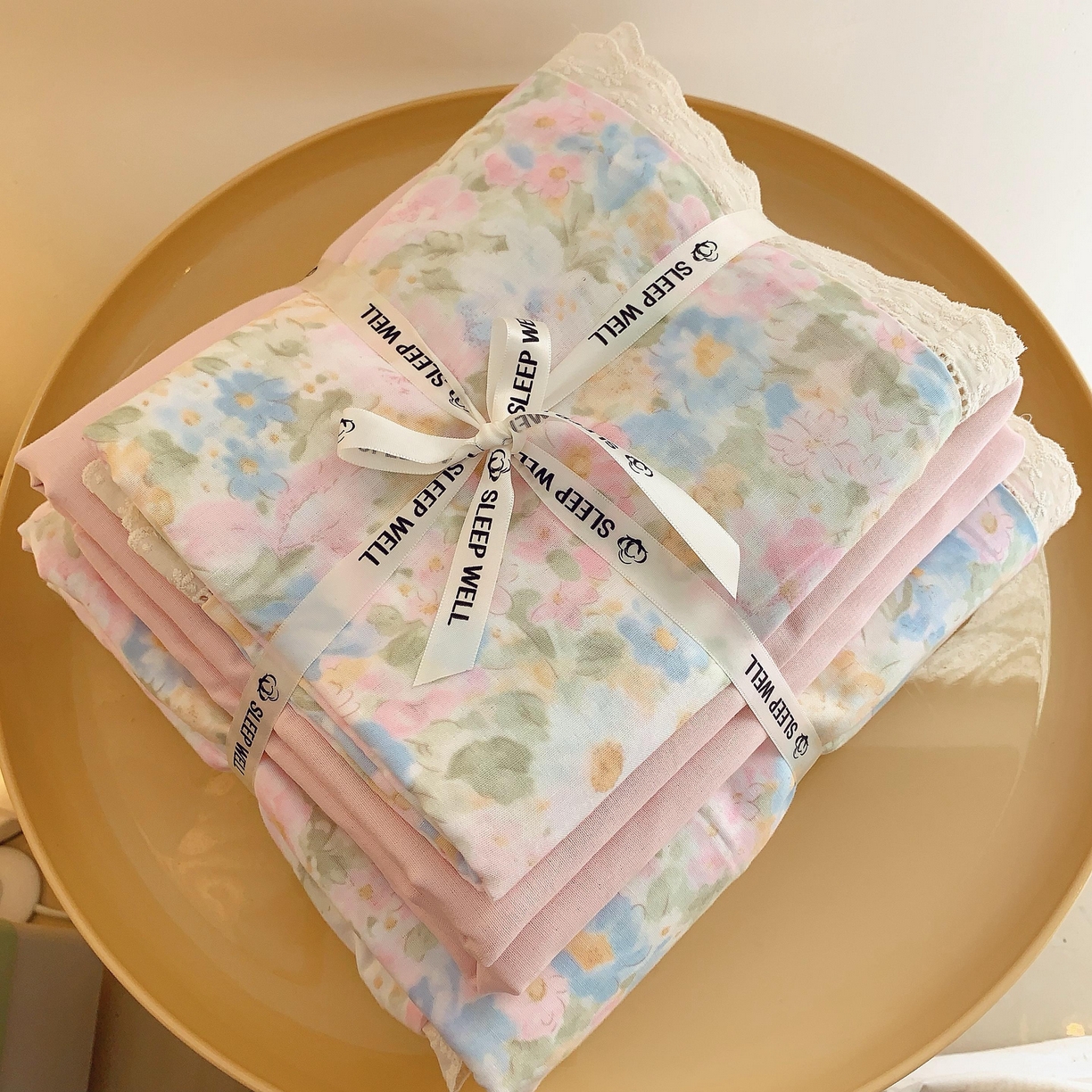 91家纺网 家纺一手货源 找家纺 莱豫家纺 2025春夏新款双层纱花边四件套 叠拍