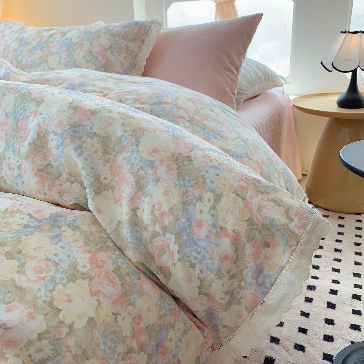 91家纺网 家纺一手货源 找家纺 莱豫家纺 2025春夏新款双层纱花边四件套 暖阳绿意