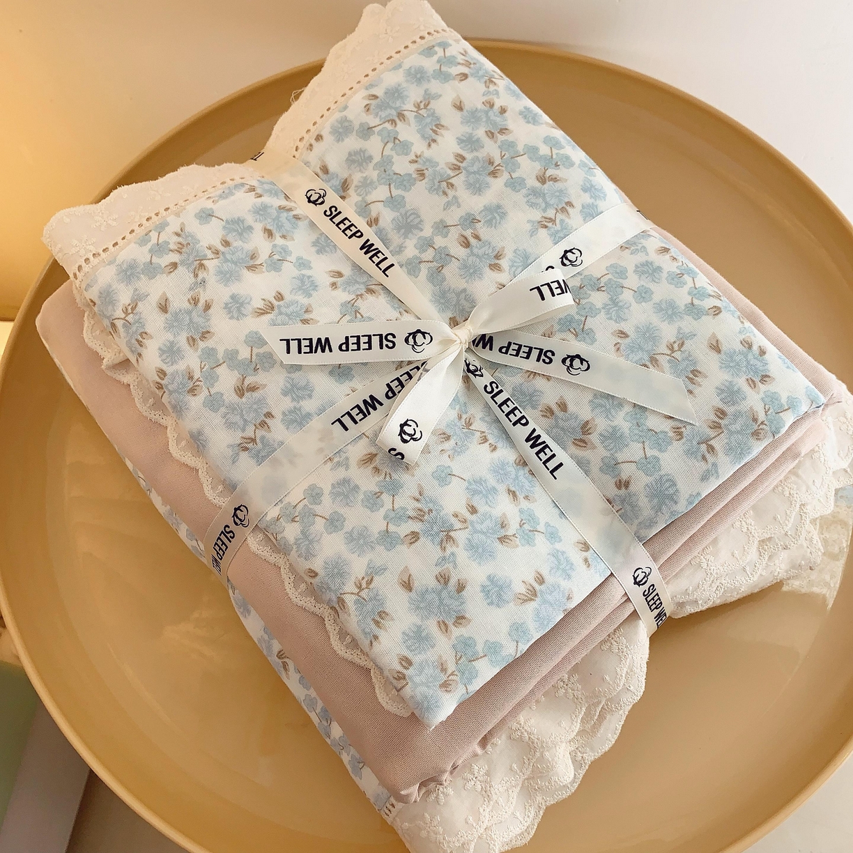 91家纺网 家纺一手货源 找家纺 莱豫家纺 2025春夏新款双层纱花边四件套 叠拍