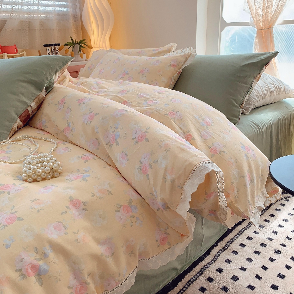 91家纺网 家纺一手货源 找家纺 莱豫家纺 2025春夏新款双层纱花边四件套 月揽千华