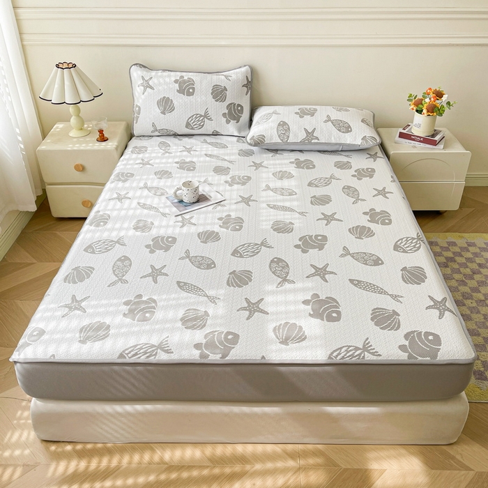 91家纺网 家纺一手货源 找家纺 LIFE.丽芙 2025春夏季新品A类针织提花冰凉豆豆凉感软席床笠三件套加厚冰丝凉席床罩单件（450克）-风格一 海底世界-灰