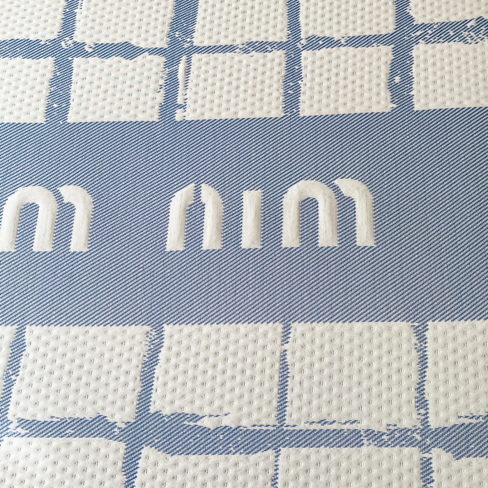 91家纺网 家纺一手货源 找家纺 LIFE.丽芙 2025春夏季新品A类针织提花冰凉豆豆凉感软席床笠三件套加厚冰丝凉席床罩单件（450克）-风格一 几何字母-海蓝