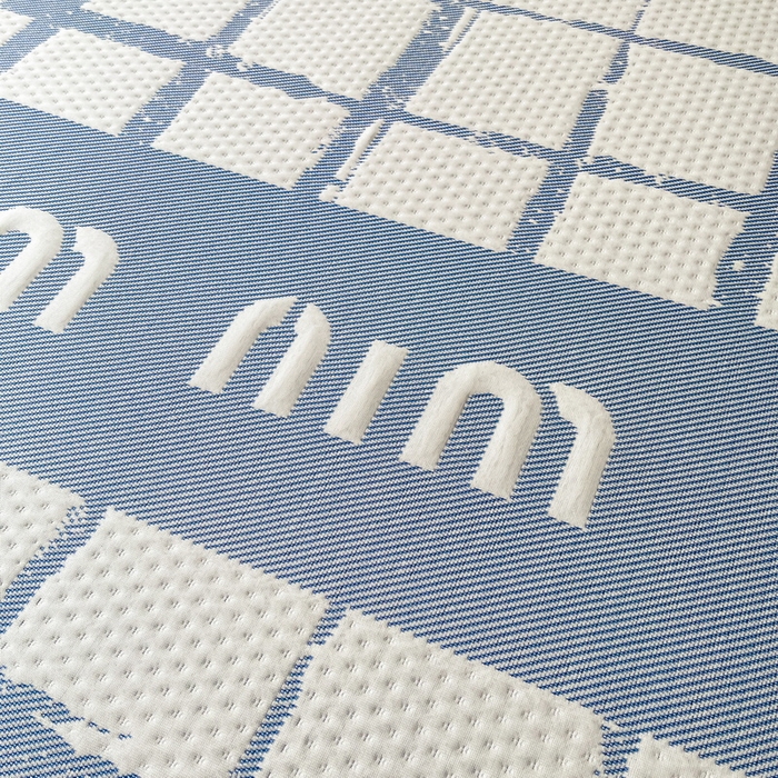 91家纺网 家纺一手货源 找家纺 LIFE.丽芙 2025春夏季新品A类针织提花冰凉豆豆凉感软席床笠三件套加厚冰丝凉席床罩单件（450克）-风格一 几何字母-海蓝