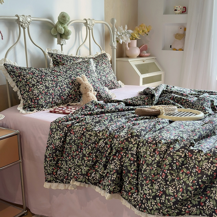 91家纺网 家纺一手货源 找家纺 （总）绫韵家纺 2025新品夏季韩式浪漫小花边空调被夏被薄被子套件系列