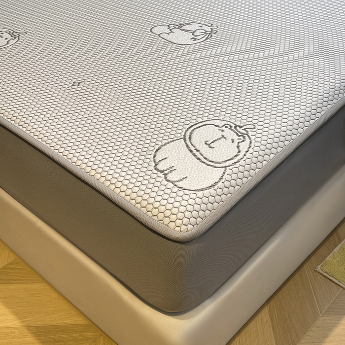 91家纺网 家纺一手货源 找家纺 LIFE.丽芙 2025春夏季新品A类针织提花冰凉豆豆凉感软席床笠三件套加厚冰丝凉席床罩单件（450克）-风格二 卡皮巴拉-灰