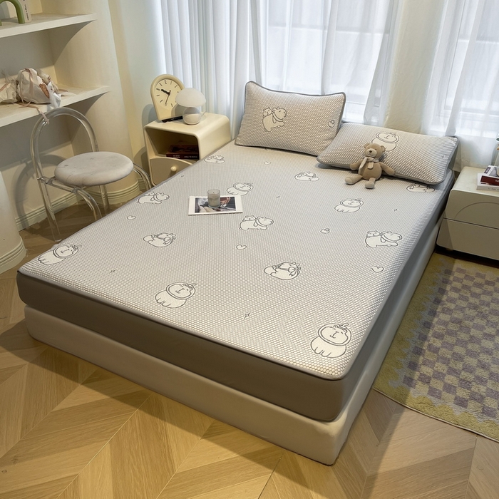 91家纺网 家纺一手货源 找家纺 LIFE.丽芙 2025春夏季新品A类针织提花冰凉豆豆凉感软席床笠三件套加厚冰丝凉席床罩单件（450克）-风格二 卡皮巴拉-灰