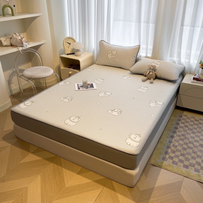 91家纺网 家纺一手货源 找家纺 LIFE.丽芙 2025春夏季新品A类针织提花冰凉豆豆凉感软席床笠三件套加厚冰丝凉席床罩单件（450克）-风格二 卡皮巴拉-绿