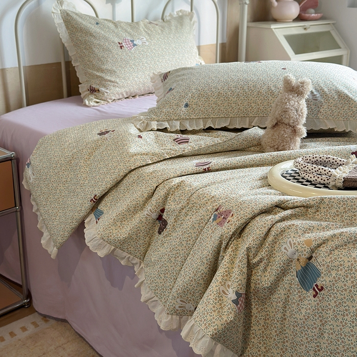 91家纺网 家纺一手货源 找家纺 绫韵家纺 2025新品夏季韩式浪漫小花边空调被夏被薄被子套件系列 百丽兔